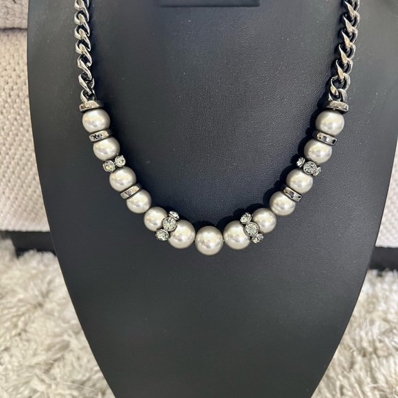 Givenchy faux pearl crystal necklace - Picture 1 of 12